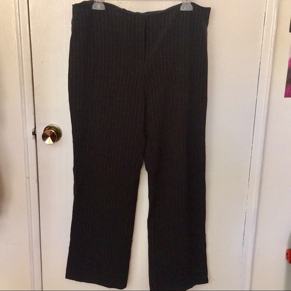Black thin striped pants
